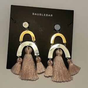 Arches & tassels statement earrings - blush